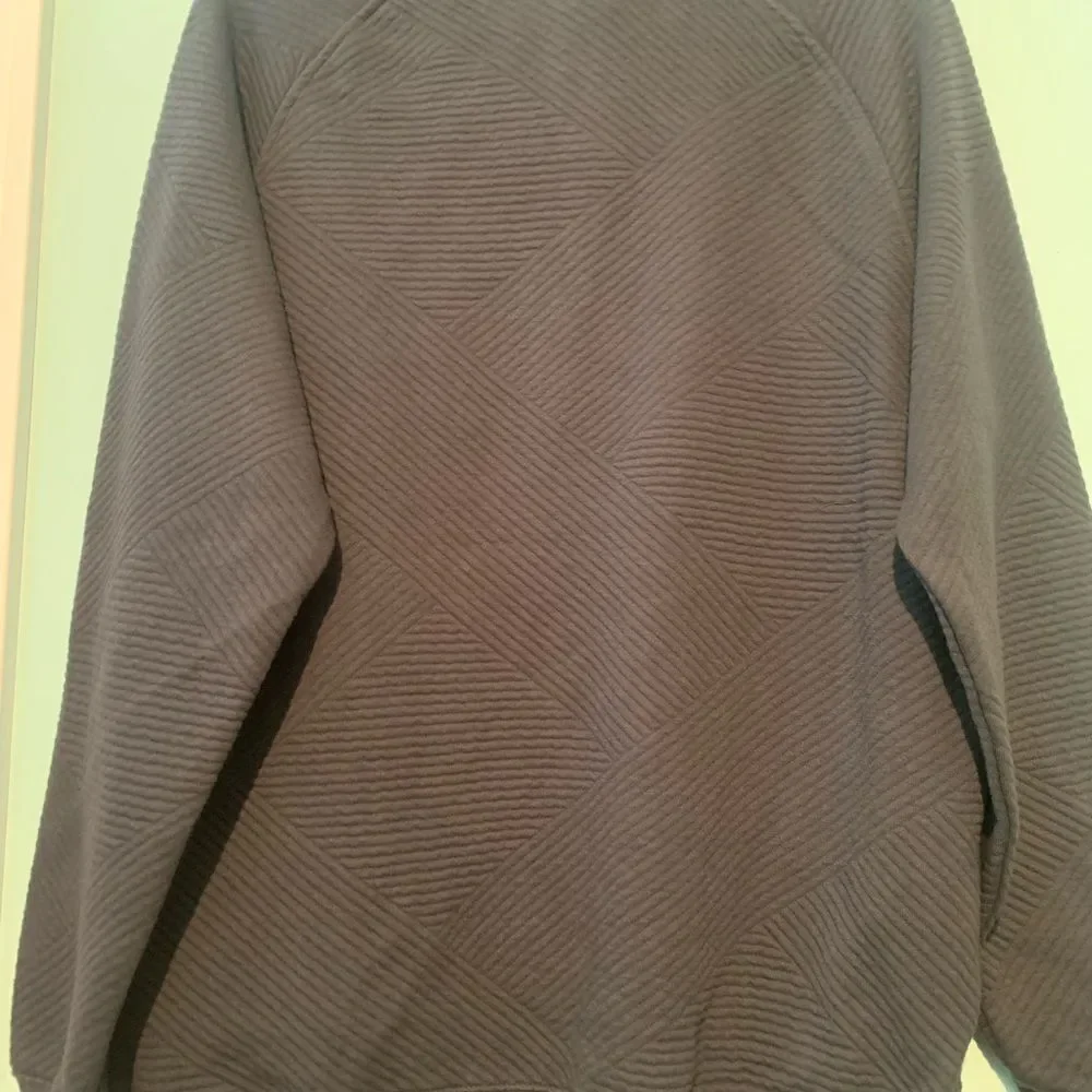 Goodfellow & Co Medium Gray Crewneck Sweater with Textured Knit